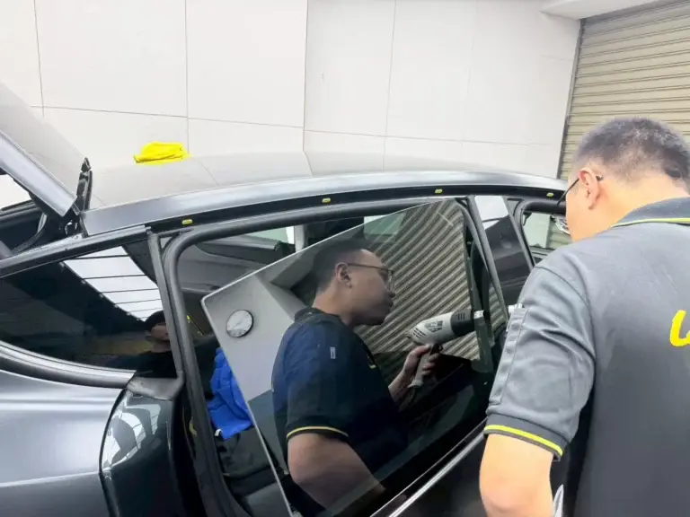 New Model Y 桑馬克 符合法規 隔熱紙完工照片